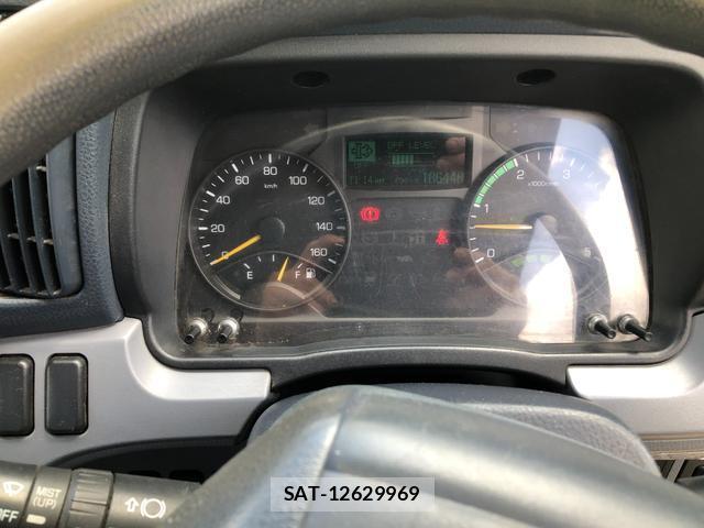 MITSUBISHI FUSO CANTER 2013-02 7816761-13