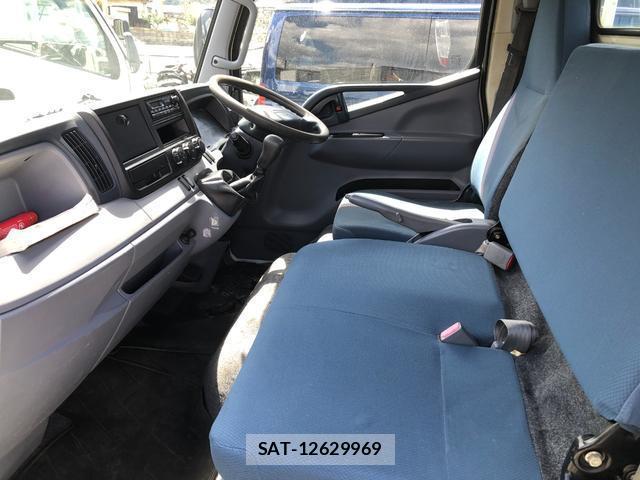 MITSUBISHI FUSO CANTER 2013-02 7816761-14