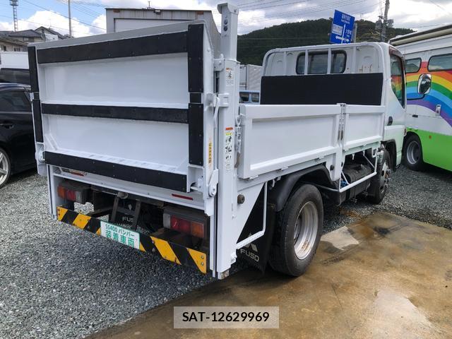 MITSUBISHI FUSO CANTER 2013-02 7816761-6
