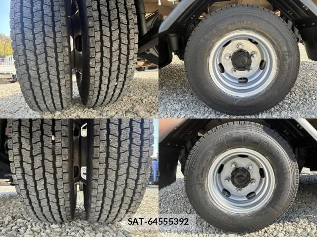 MITSUBISHI FUSO CANTER 2015-10 7816811-15