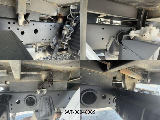 MITSUBISHI FUSO CANTER 2009-12 7816822-11