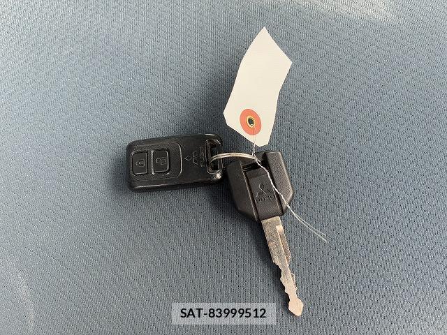 MITSUBISHI FUSO CANTER 2015-10 7816839-18