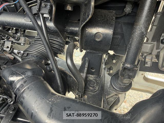 MITSUBISHI FUSO CANTER 2017-02 7816846-18