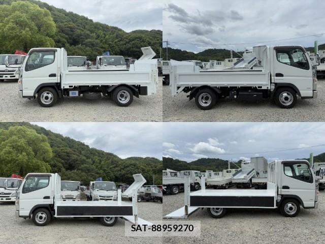 MITSUBISHI FUSO CANTER 2017-02 7816846-3