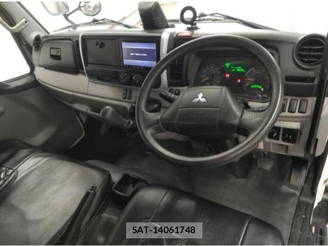 MITSUBISHI FUSO CANTER 2020-05 7817265-2