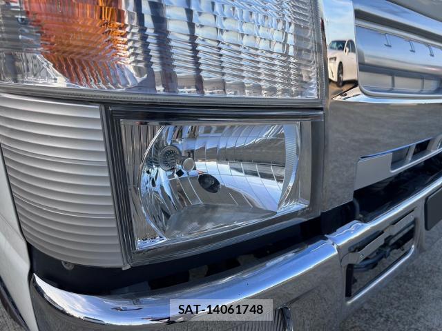 MITSUBISHI FUSO CANTER 2020-05 7817265-9