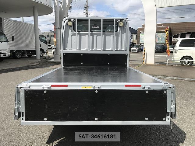 MITSUBISHI FUSO CANTER 2022-03 7817383-8