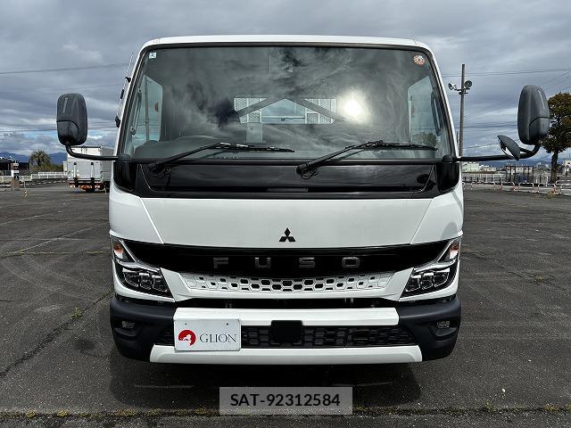 MITSUBISHI FUSO CANTER 2023-02 7817384-1