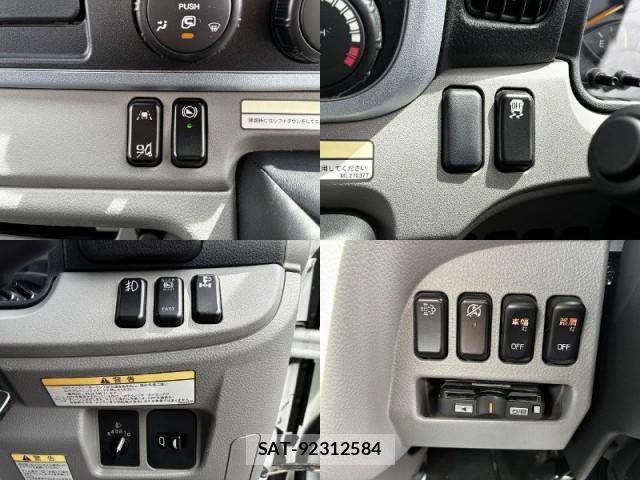 MITSUBISHI FUSO CANTER 2023-02 7817384-11