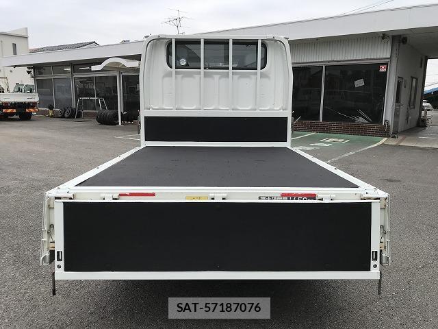 MITSUBISHI FUSO CANTER 2017-02 7817398-8