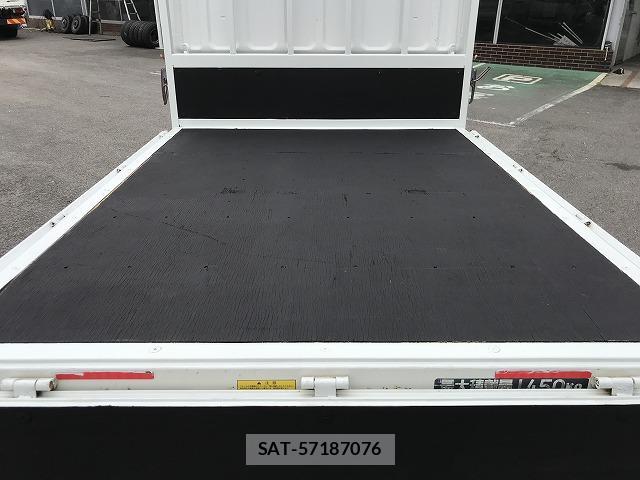 MITSUBISHI FUSO CANTER 2017-02 7817398-9