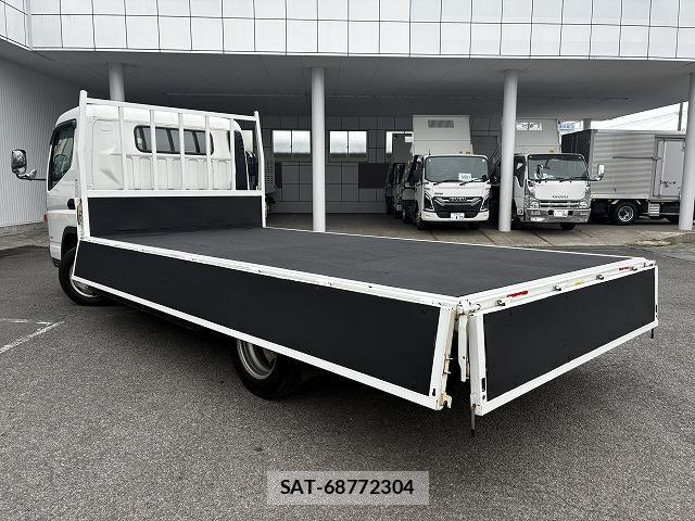 MITSUBISHI FUSO CANTER 2020-06 7817403-5