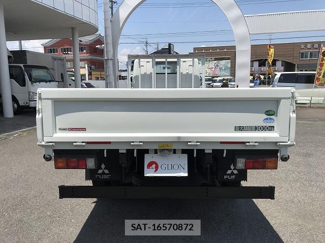 MITSUBISHI FUSO CANTER 2017-09 7817407-6