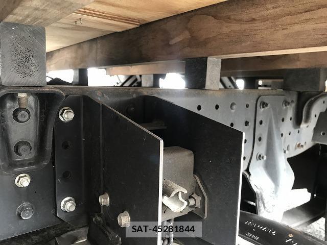 MITSUBISHI FUSO CANTER 2022-02 7817409-18