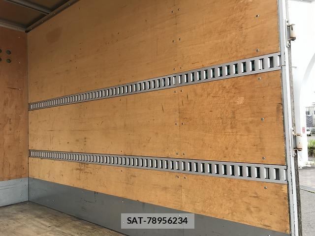 MITSUBISHI FUSO CANTER 2019-07 7817433-7