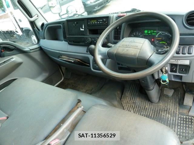 MITSUBISHI FUSO CANTER 2011-11 7817528-6