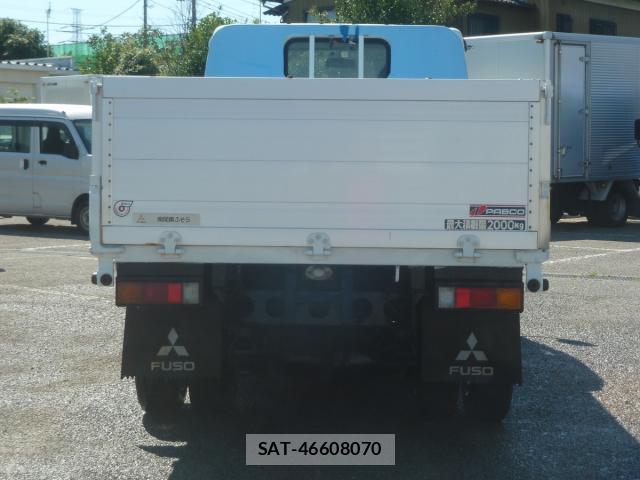 MITSUBISHI FUSO CANTER 2017-11 7817535-1