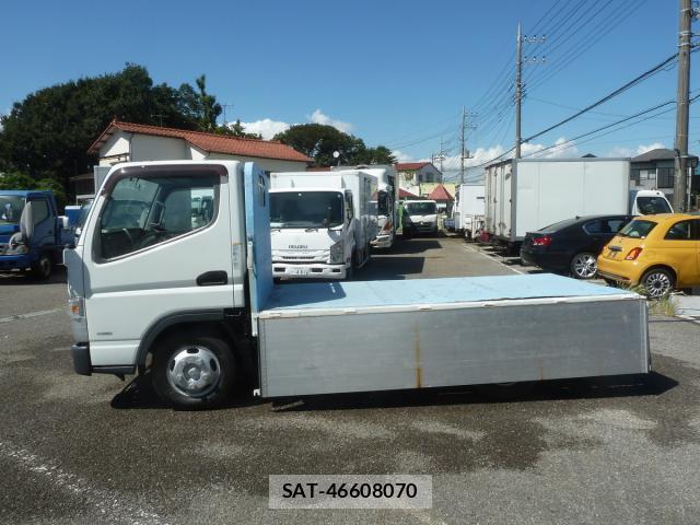 MITSUBISHI FUSO CANTER 2017-11 7817535-11
