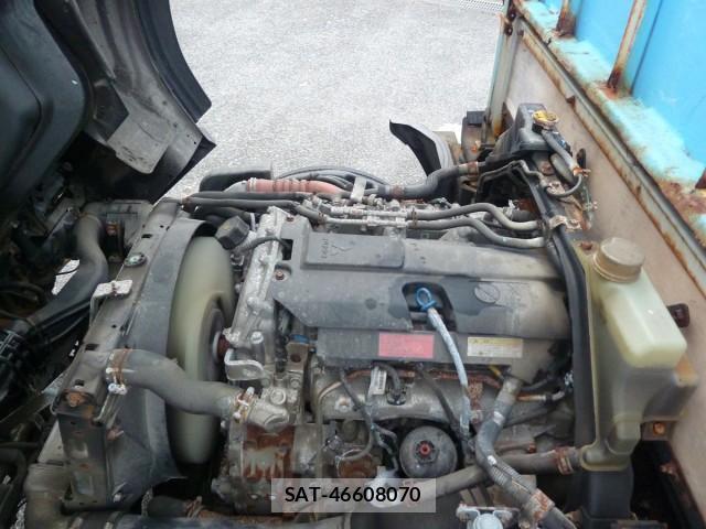 MITSUBISHI FUSO CANTER 2017-11 7817535-13