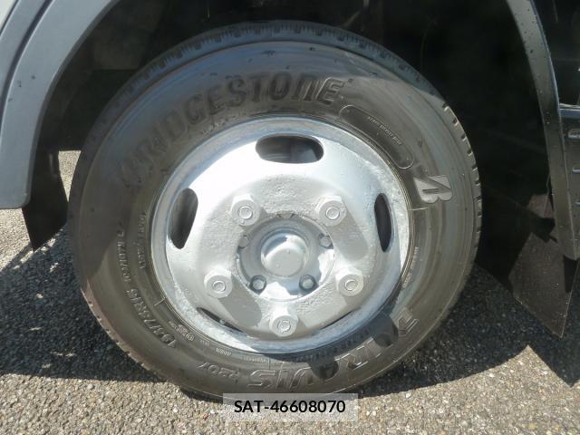 MITSUBISHI FUSO CANTER 2017-11 7817535-15