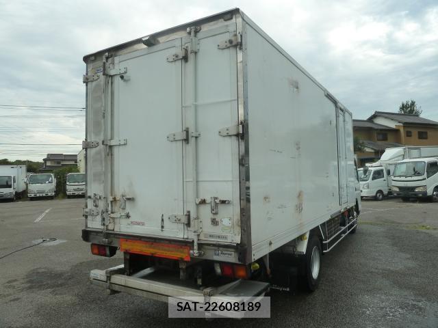 MITSUBISHI FUSO CANTER 2006-07 7817553-13
