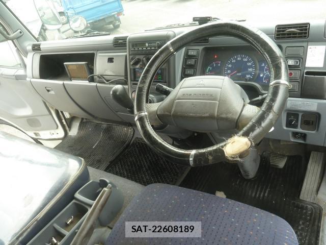 MITSUBISHI FUSO CANTER 2006-07 7817553-5