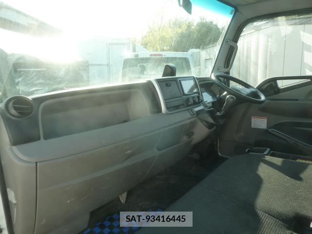 MITSUBISHI FUSO CANTER 2018-12 7817567-2