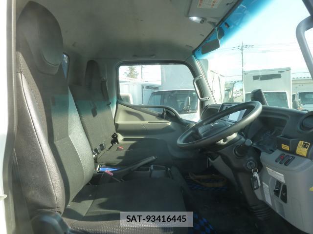 MITSUBISHI FUSO CANTER 2018-12 7817567-5