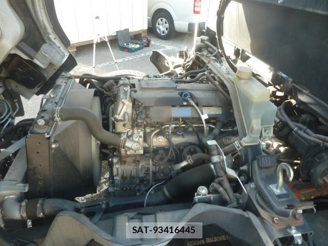 MITSUBISHI FUSO CANTER 2018-12 7817567-7