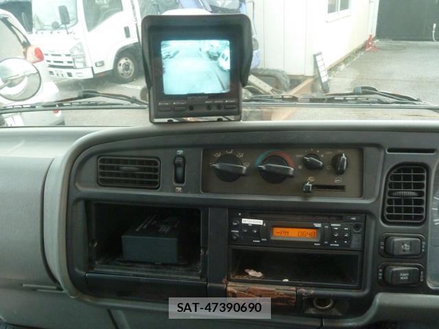 MITSUBISHI FUSO CANTER 2001-12 7817569-4