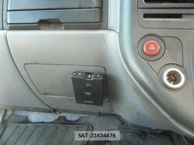 MITSUBISHI FUSO CANTER 2005-01 7817570-14