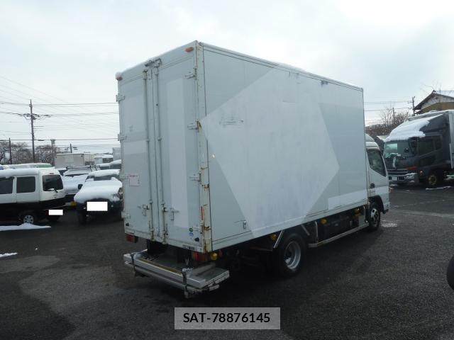 MITSUBISHI FUSO CANTER 2016-01 7817577-13