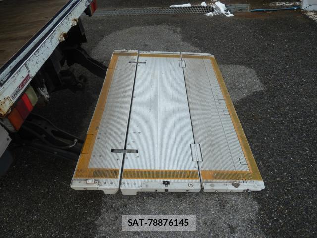 MITSUBISHI FUSO CANTER 2016-01 7817577-15