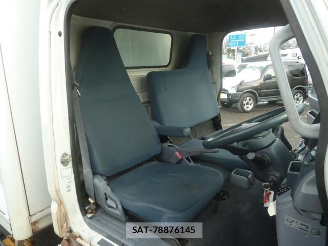 MITSUBISHI FUSO CANTER 2016-01 7817577-5