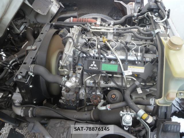MITSUBISHI FUSO CANTER 2016-01 7817577-7