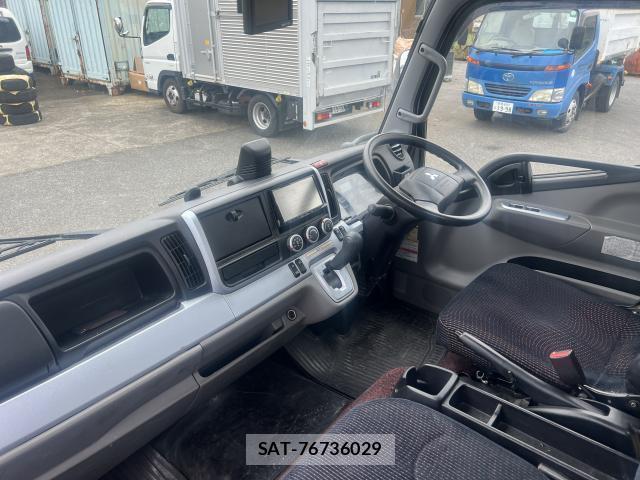 MITSUBISHI FUSO CANTER 2021-09 7817588-2