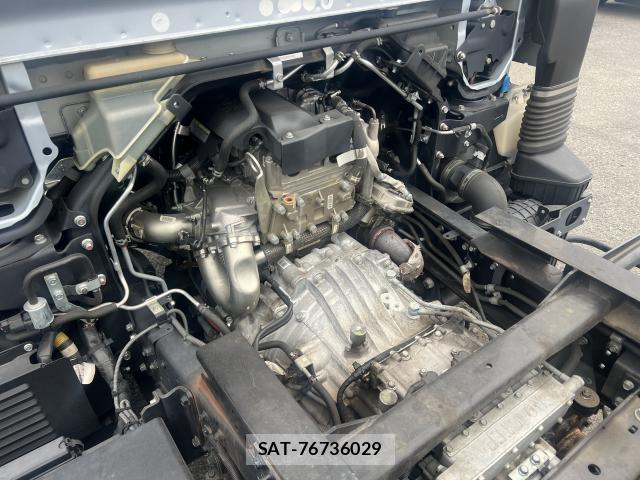 MITSUBISHI FUSO CANTER 2021-09 7817588-6