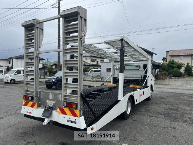 MITSUBISHI FUSO CANTER 2017-06 7817600-1