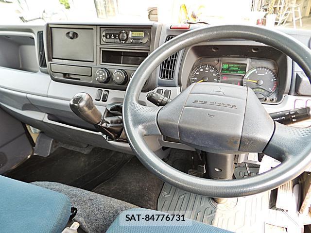 MITSUBISHI FUSO CANTER 2016-02 7817774-2