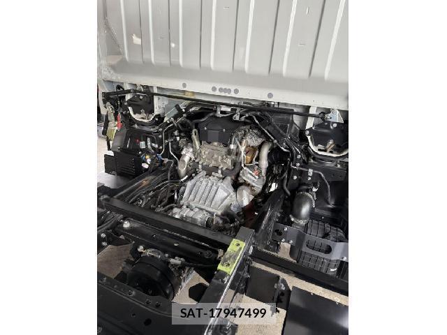 MITSUBISHI FUSO CANTER 2024-10 7817794-16