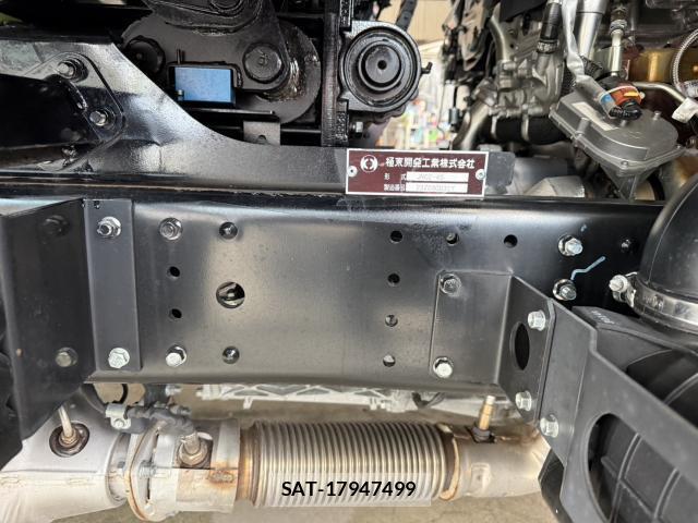 MITSUBISHI FUSO CANTER 2024-10 7817794-19