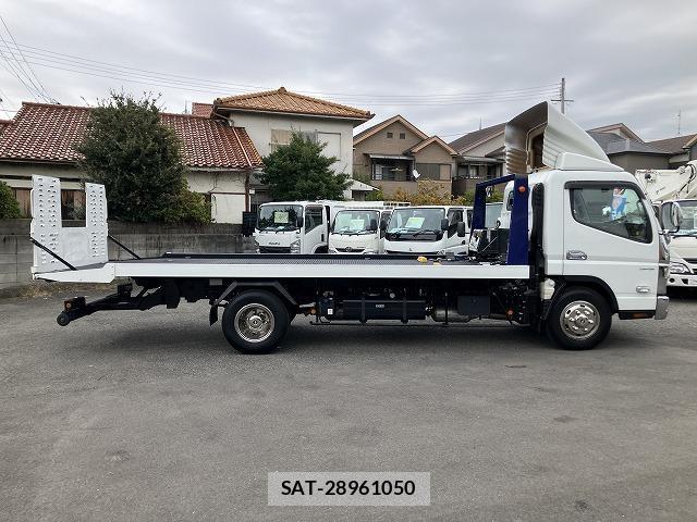 MITSUBISHI FUSO CANTER 2022-12 7817893-4