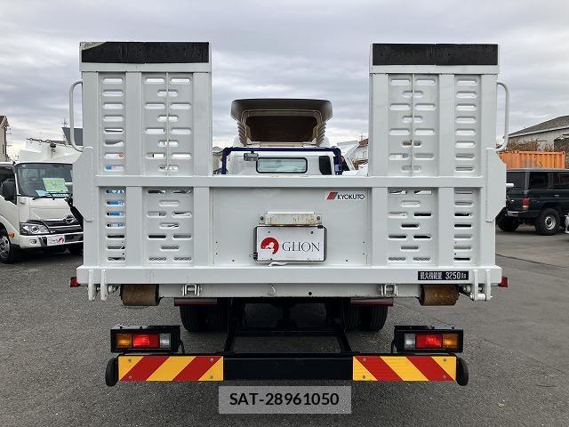 MITSUBISHI FUSO CANTER 2022-12 7817893-6
