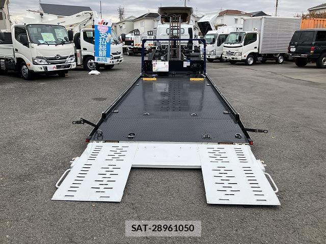 MITSUBISHI FUSO CANTER 2022-12 7817893-8