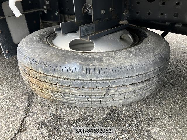 MITSUBISHI FUSO CANTER 2018-02 7817916-13