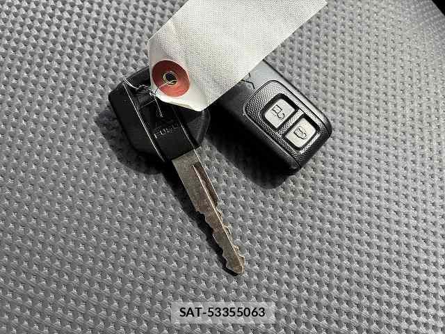 MITSUBISHI FUSO CANTER 2018-07 7817930-16