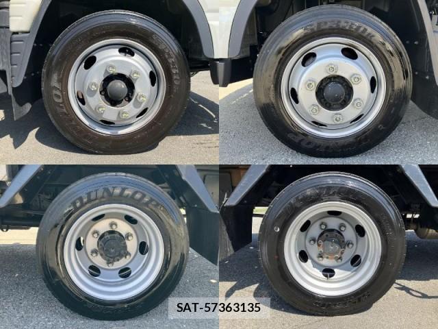 MITSUBISHI FUSO CANTER 2023-11 7817947-12