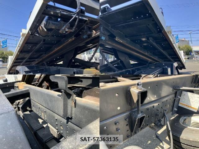 MITSUBISHI FUSO CANTER 2023-11 7817947-7