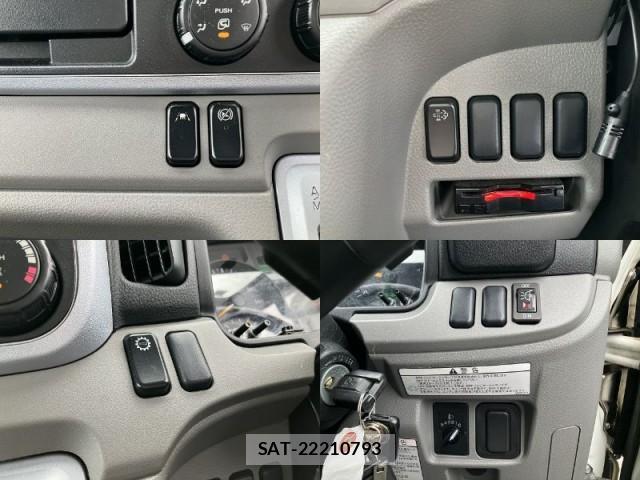 MITSUBISHI FUSO CANTER 2019-08 7817948-11