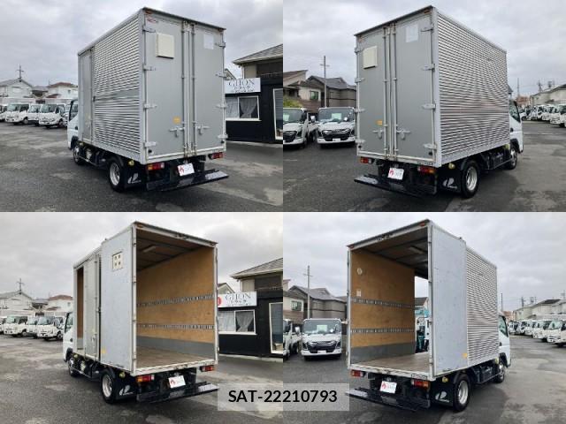 MITSUBISHI FUSO CANTER 2019-08 7817948-4